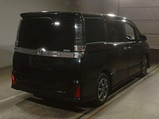 TOYOTA VOXY 2020