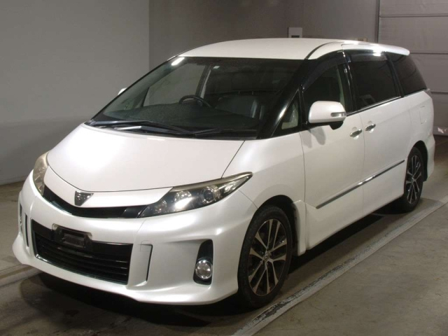 TOYOTA ESTIMA 2014