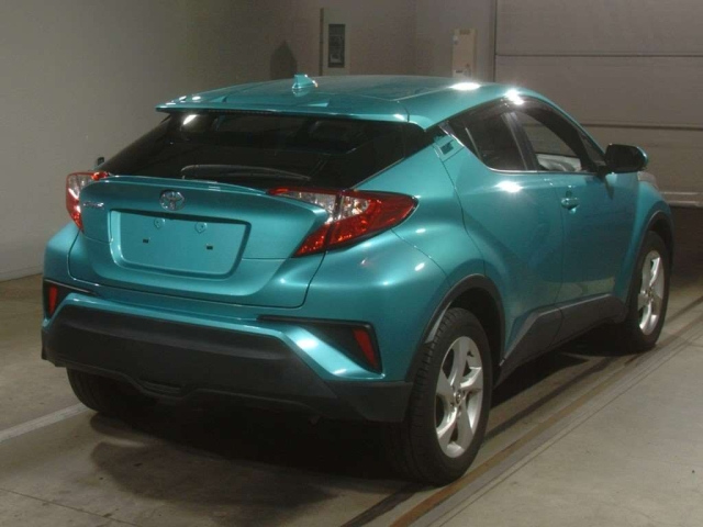 TOYOTA C-HR 2016