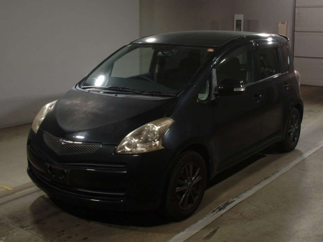 TOYOTA RACTIS 2010