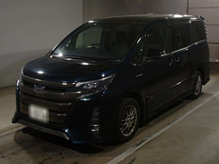 TOYOTA NOAH 2017