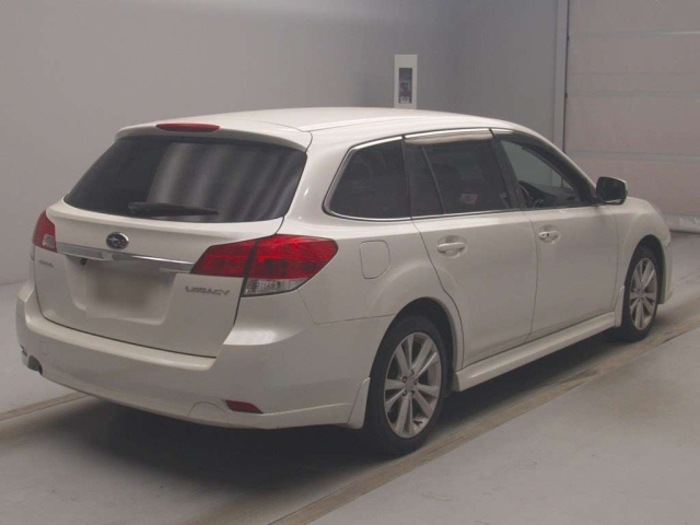 SUBARU LEGACY 2012
