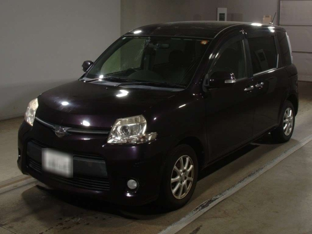 TOYOTA SIENTA 2015