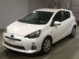 TOYOTA AQUA 2012