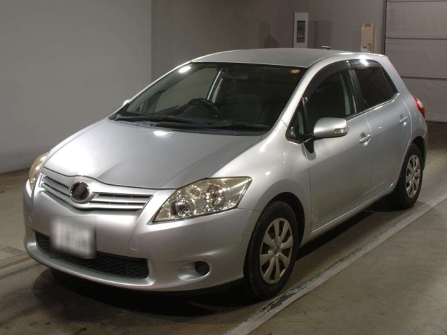 TOYOTA AURIS 2010