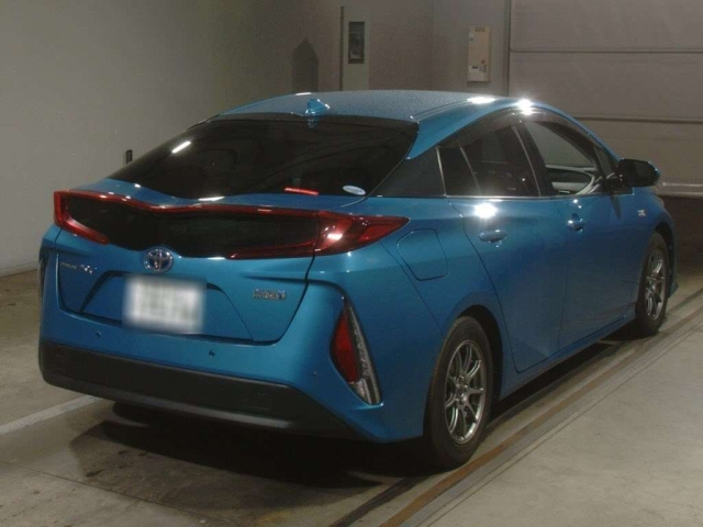 TOYOTA PRIUS PHV 2017