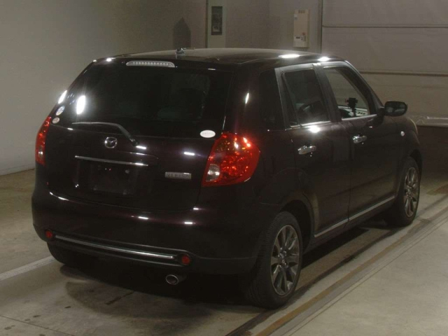 MAZDA VERISA 2013
