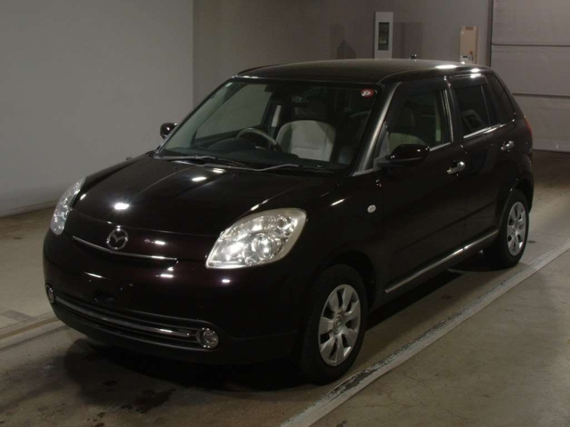 MAZDA VERISA 2012