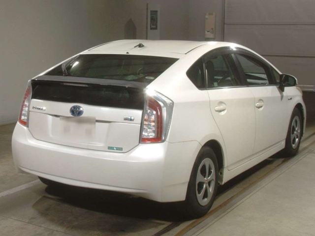 TOYOTA PRIUS 2012