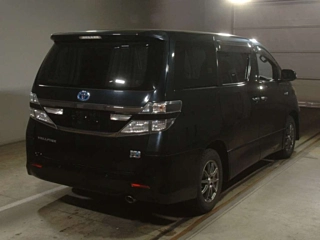 TOYOTA VELLFIRE 2013