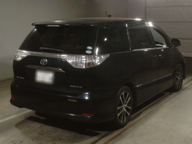 TOYOTA ESTIMA 2015