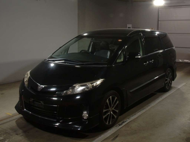 TOYOTA ESTIMA 2015