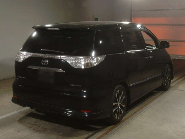 TOYOTA ESTIMA 2015