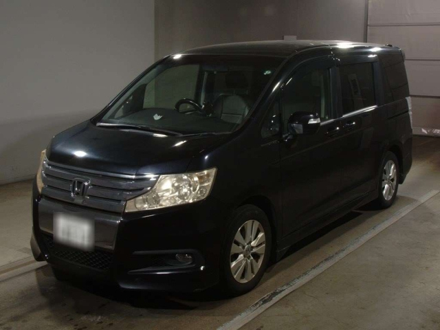 HONDA STEP WAGON 2011