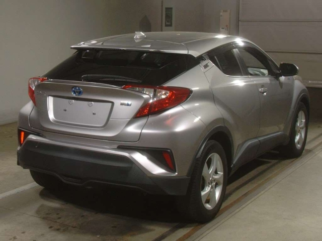 TOYOTA C-HR 2017