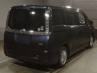 TOYOTA VOXY 2016