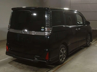 TOYOTA VOXY 2019