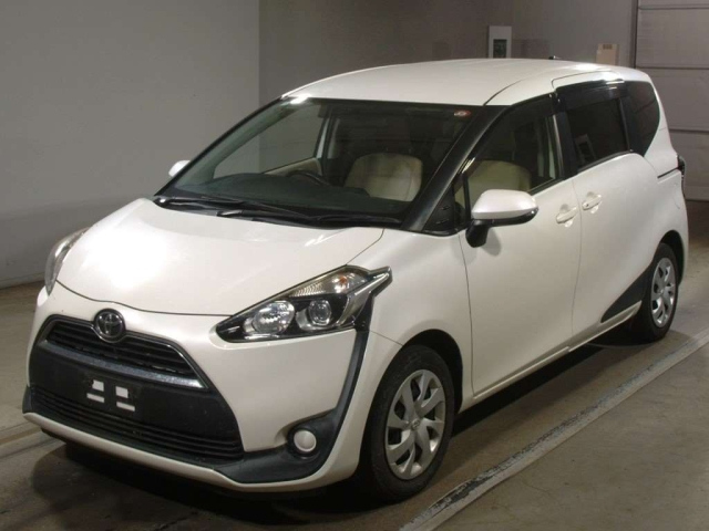 TOYOTA SIENTA 2016