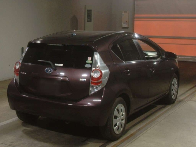 TOYOTA AQUA 2014