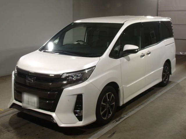 TOYOTA NOAH 2019