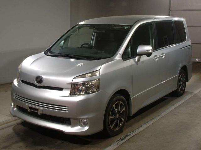 TOYOTA VOXY 2008