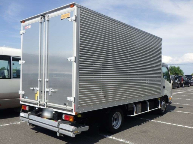 HINO DUTRO 2023