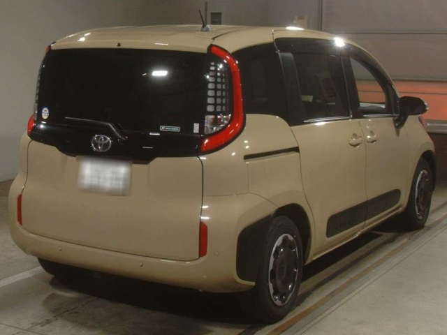 TOYOTA SIENTA 2024