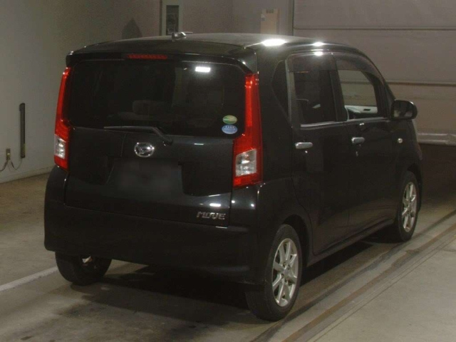 DAIHATSU MOVE 2015