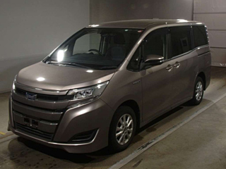 TOYOTA NOAH 2019