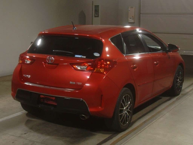 TOYOTA AURIS 2014