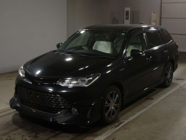 TOYOTA COROLLA FIELDER 2015