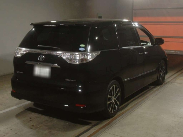 TOYOTA ESTIMA 2014