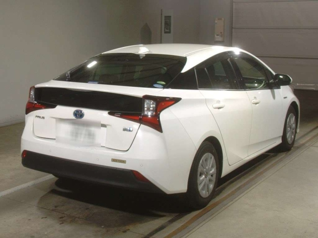 TOYOTA PRIUS 2019