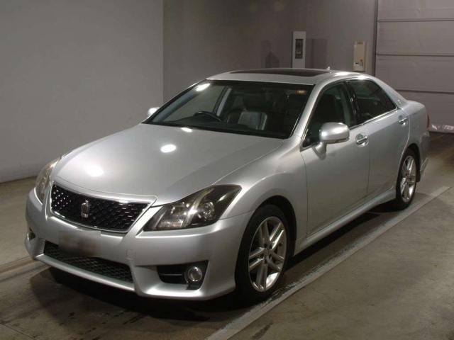 TOYOTA CROWN 2013