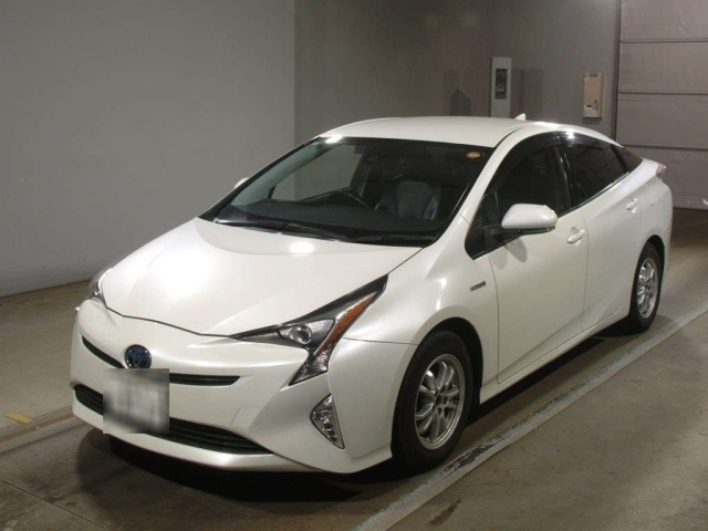 TOYOTA PRIUS 2018