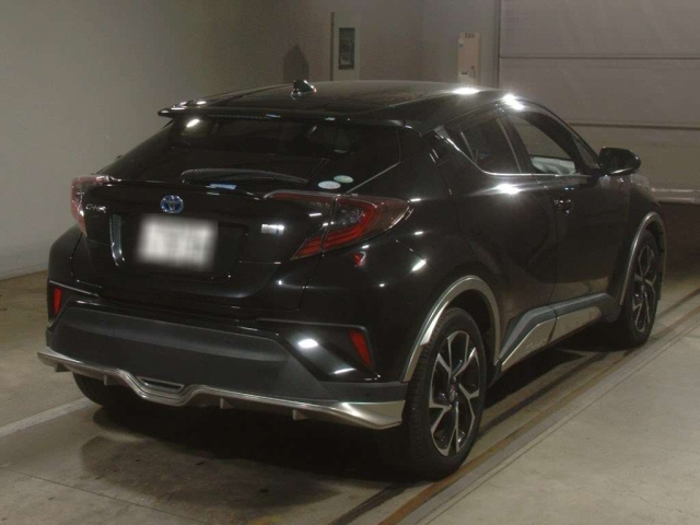 TOYOTA C-HR 2017