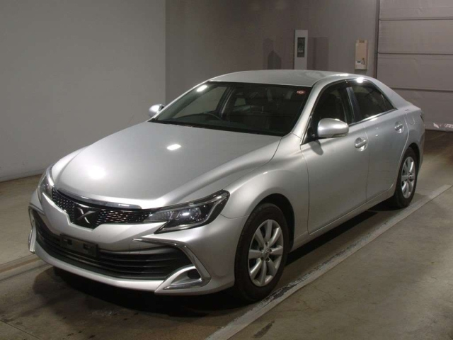 TOYOTA MARK X 2018