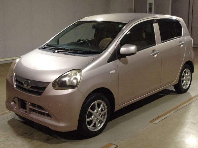 DAIHATSU MIRA E S 2012