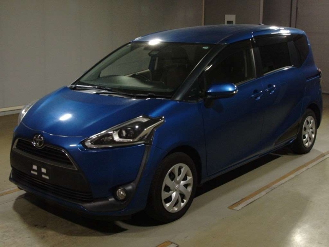TOYOTA SIENTA 2015