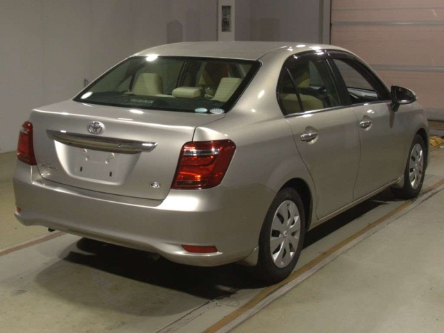 TOYOTA COROLLA AXIO 2015