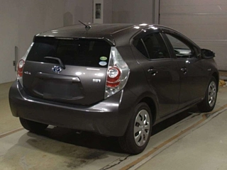 TOYOTA AQUA 2014