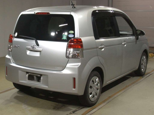 TOYOTA SPADE 2014