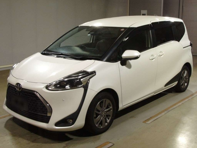 TOYOTA SIENTA 2018