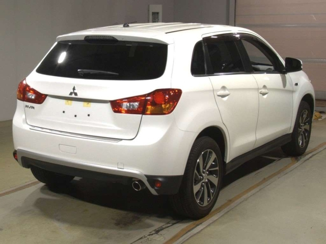 MITSUBISHI RVR 2014
