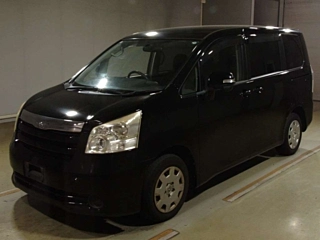 TOYOTA NOAH 2008