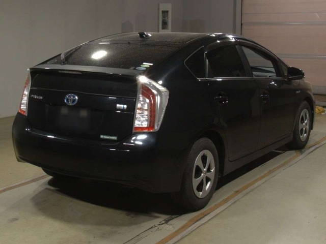 TOYOTA PRIUS 2012