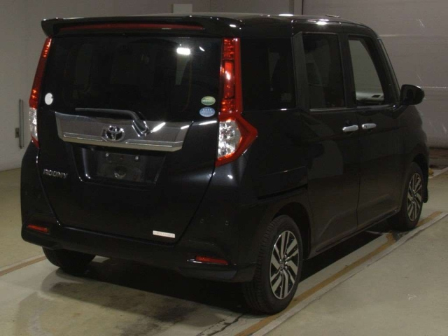TOYOTA ROOMY 2019