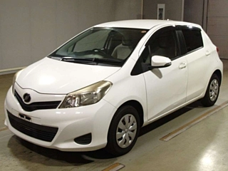 TOYOTA VITZ 2012