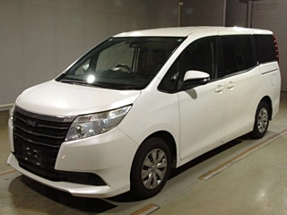 TOYOTA NOAH 2016