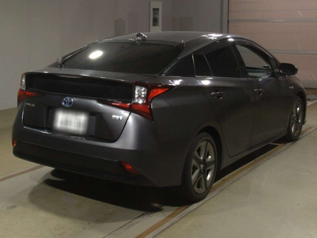 TOYOTA PRIUS 2019